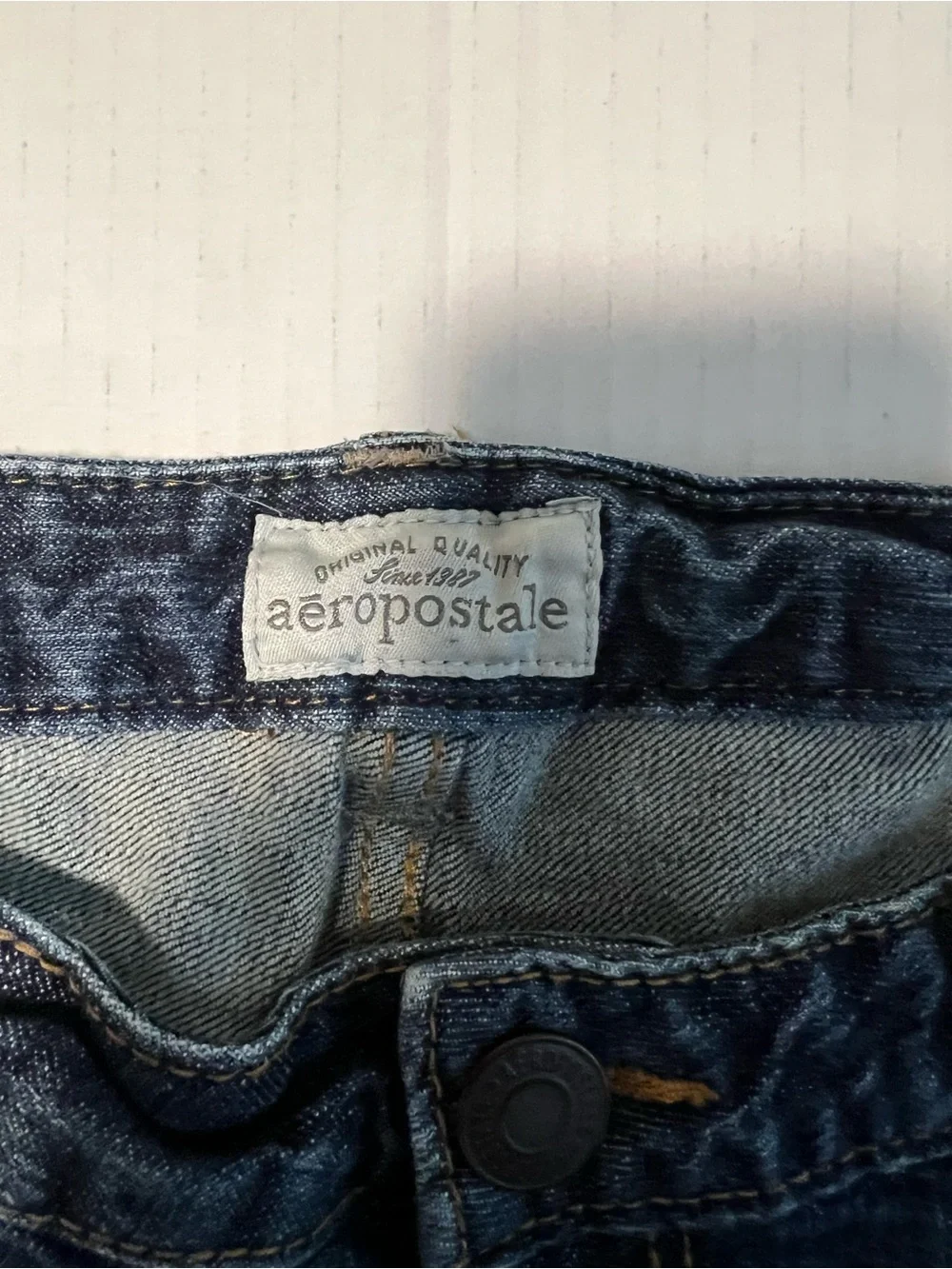 Aeropostale Women's Dark Blue Skinny Jeans - Picture 2 of 3